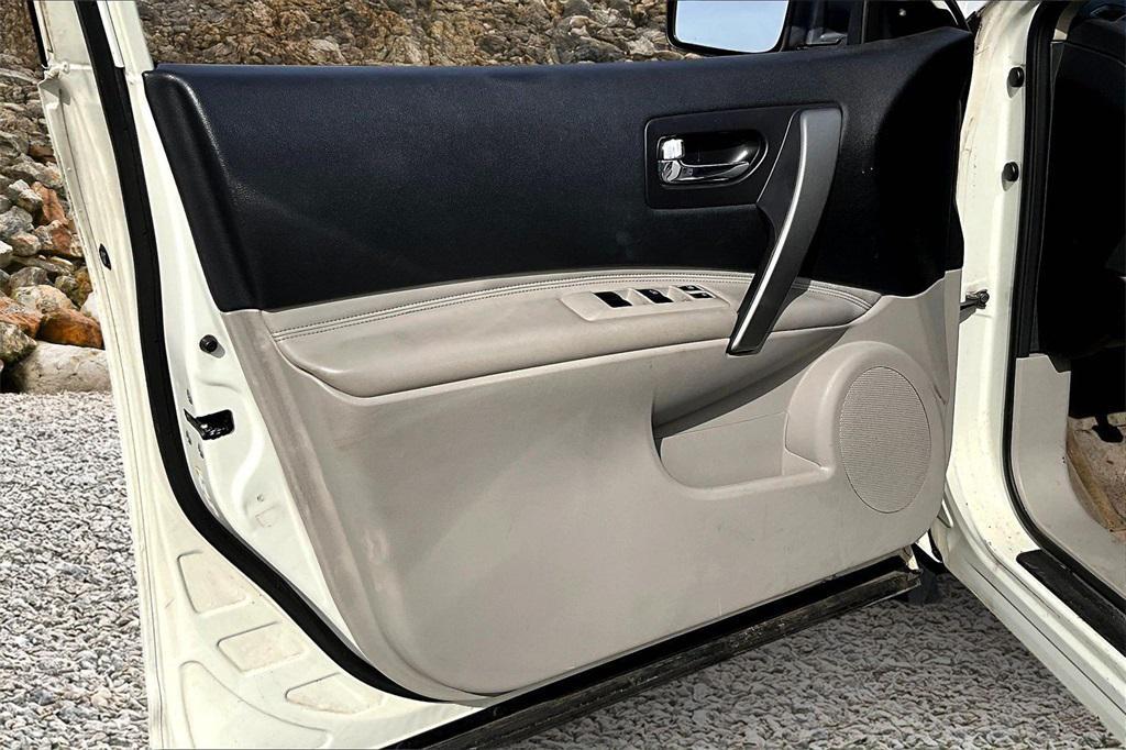 used 2008 Nissan Rogue car, priced at $5,995