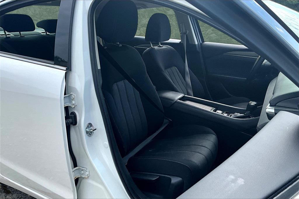 used 2019 Mazda Mazda6 car, priced at $13,995