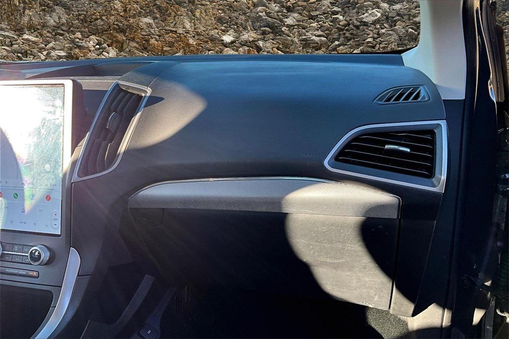 used 2021 Ford Edge car, priced at $19,995