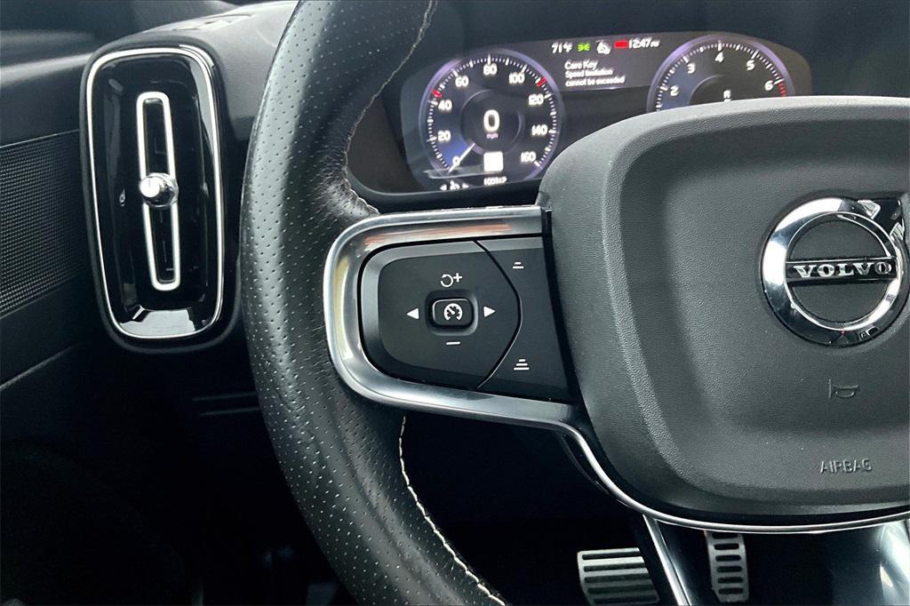 used 2021 Volvo XC40 car, priced at $17,995