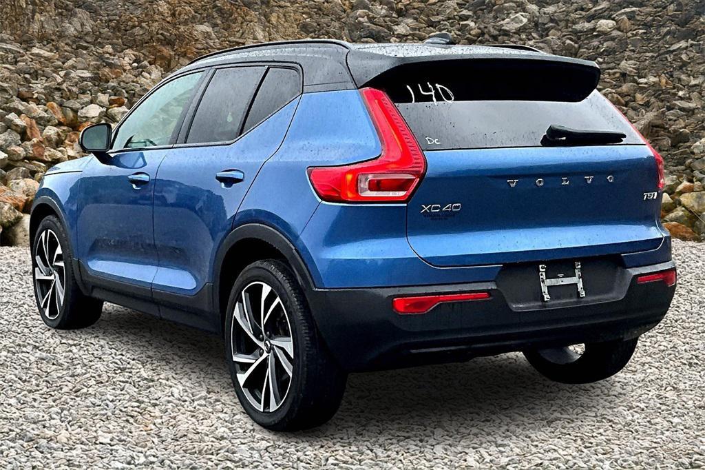 used 2021 Volvo XC40 car, priced at $17,995