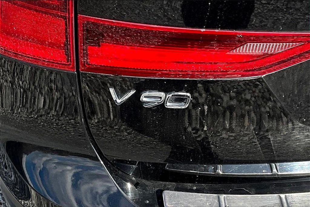 used 2018 Volvo V90 Cross Country car, priced at $18,995