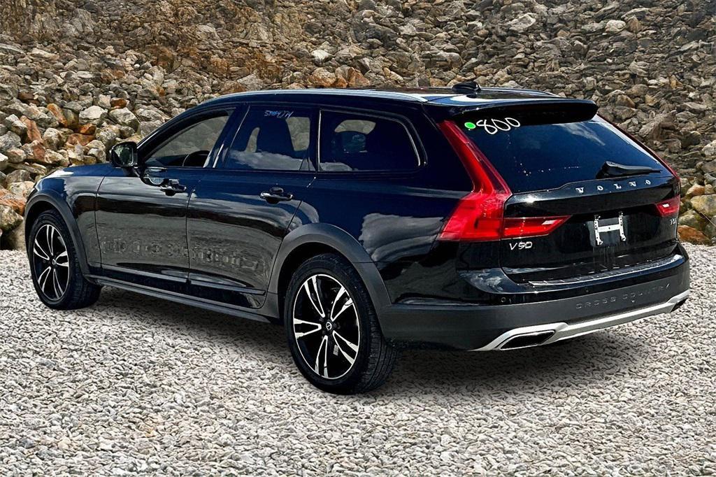 used 2018 Volvo V90 Cross Country car, priced at $18,995