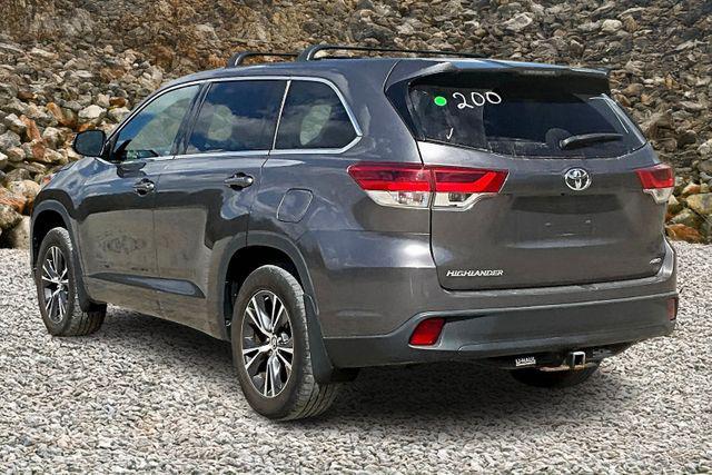 used 2017 Toyota Highlander car, priced at $17,995