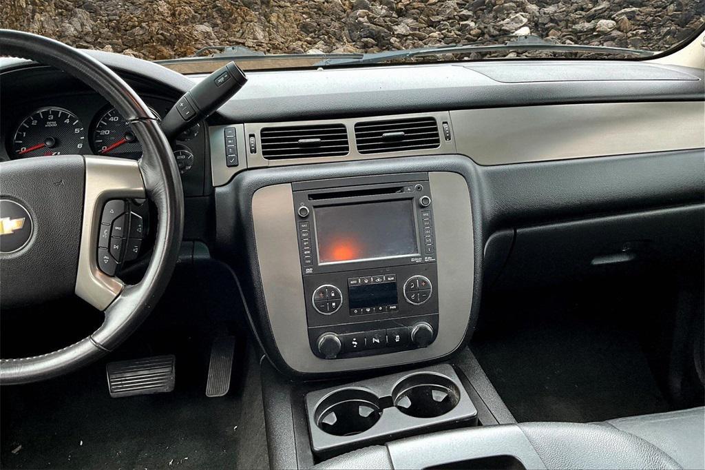 used 2013 Chevrolet Suburban car, priced at $11,995