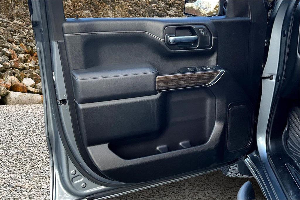 used 2021 Chevrolet Silverado 1500 car, priced at $28,995