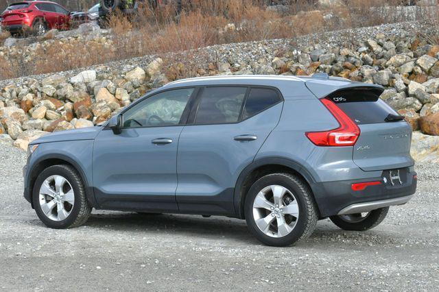 used 2020 Volvo XC40 car, priced at $16,495