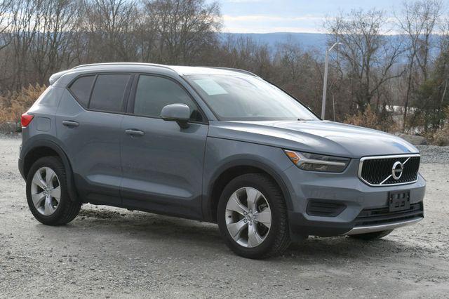 used 2020 Volvo XC40 car, priced at $16,495