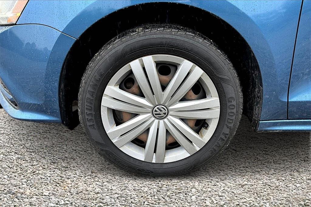 used 2017 Volkswagen Jetta car, priced at $7,995
