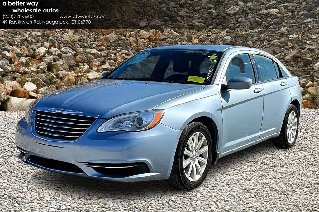 used 2014 Chrysler 200 car, priced at $5,995
