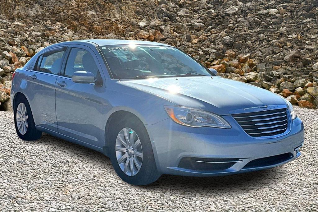 used 2014 Chrysler 200 car, priced at $5,495