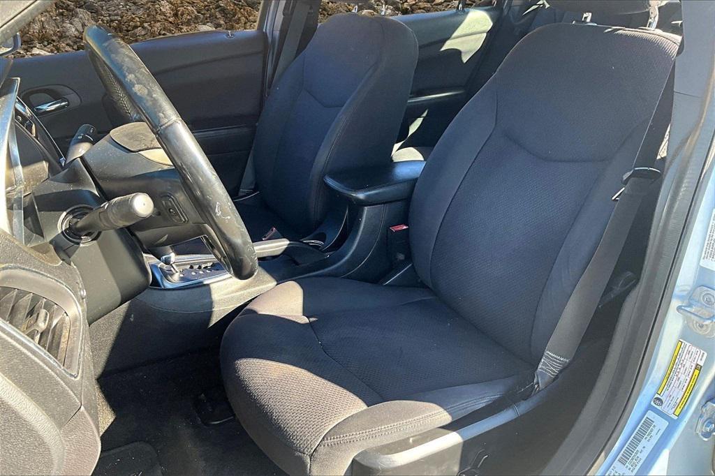 used 2014 Chrysler 200 car, priced at $5,495