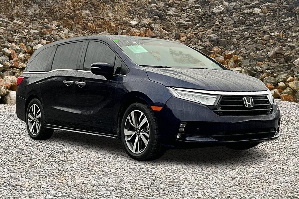 used 2023 Honda Odyssey car, priced at $29,995