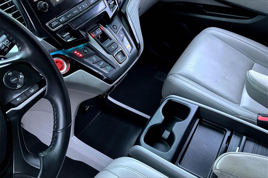 used 2023 Honda Odyssey car, priced at $29,995