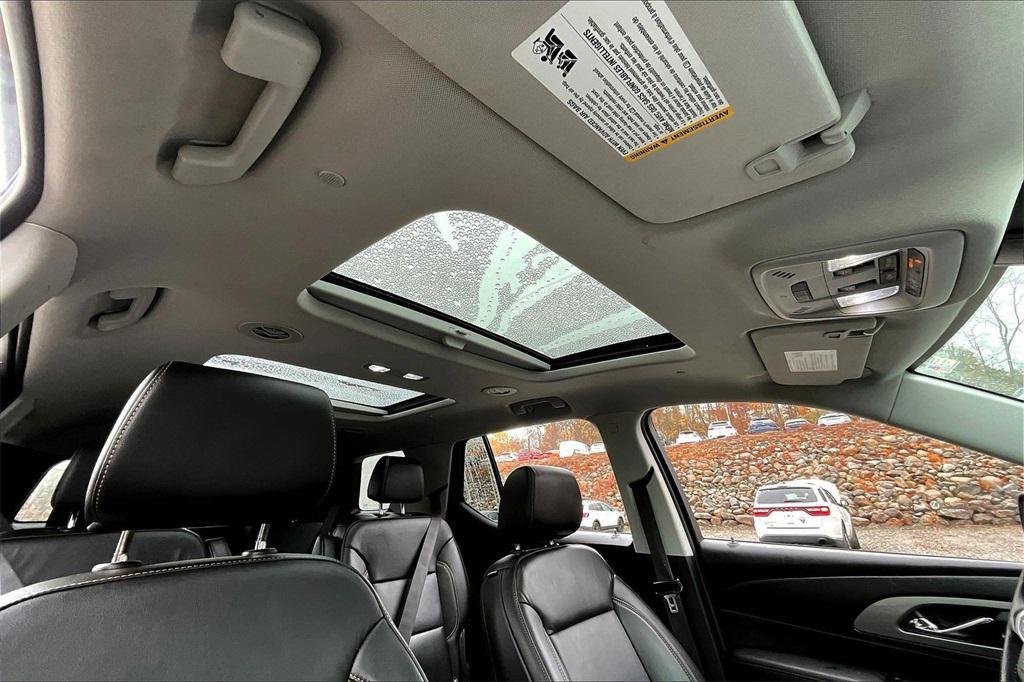 used 2020 Chevrolet Traverse car, priced at $17,995