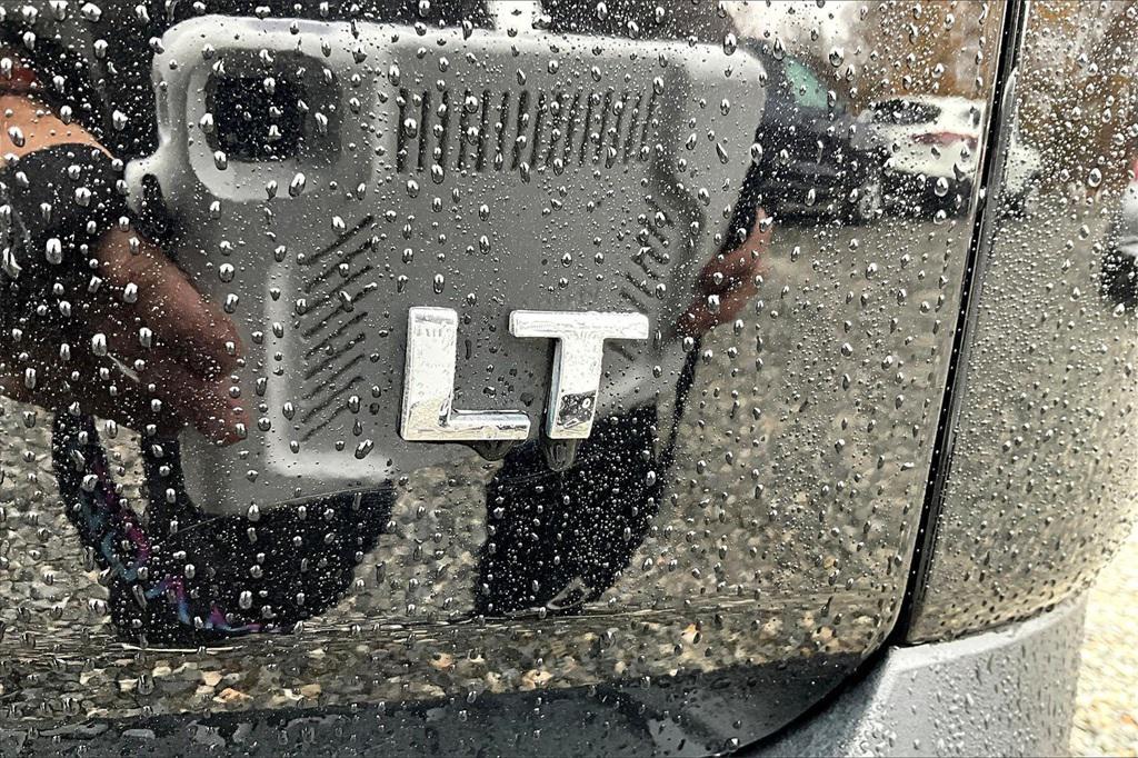 used 2020 Chevrolet Traverse car, priced at $17,995