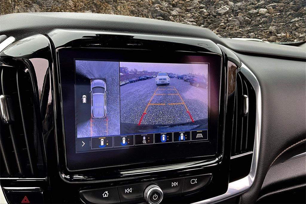 used 2020 Chevrolet Traverse car, priced at $17,995