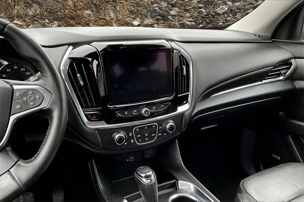 used 2020 Chevrolet Traverse car, priced at $17,995