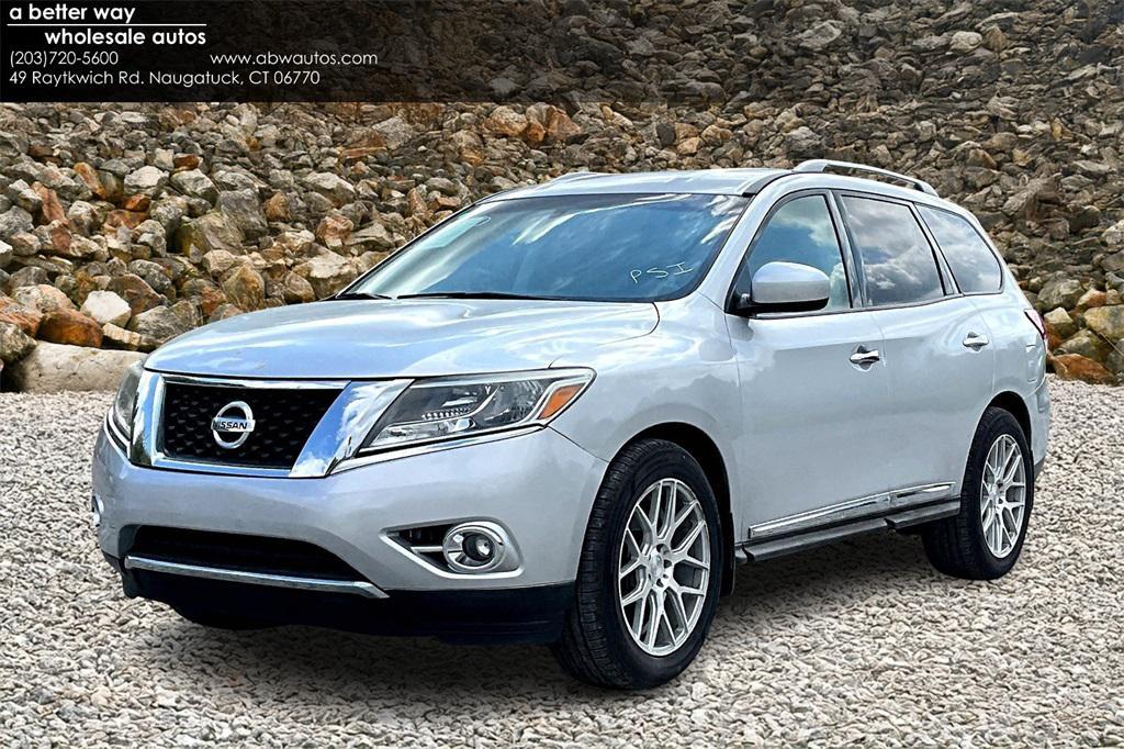 used 2015 Nissan Pathfinder car, priced at $9,995