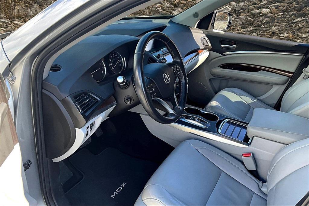 used 2020 Acura MDX car, priced at $27,995