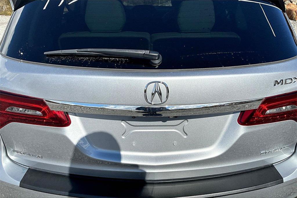 used 2020 Acura MDX car, priced at $27,995