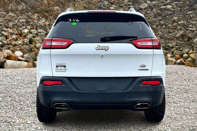 used 2018 Jeep Cherokee car, priced at $12,995