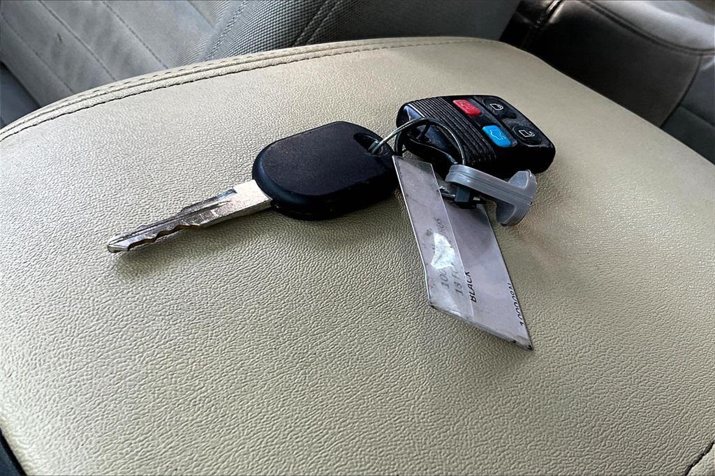 used 2018 Ford Taurus car, priced at $8,995