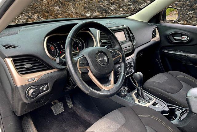 used 2016 Jeep Cherokee car, priced at $8,995