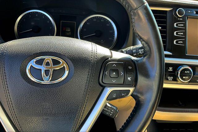 used 2018 Toyota Highlander car, priced at $18,995