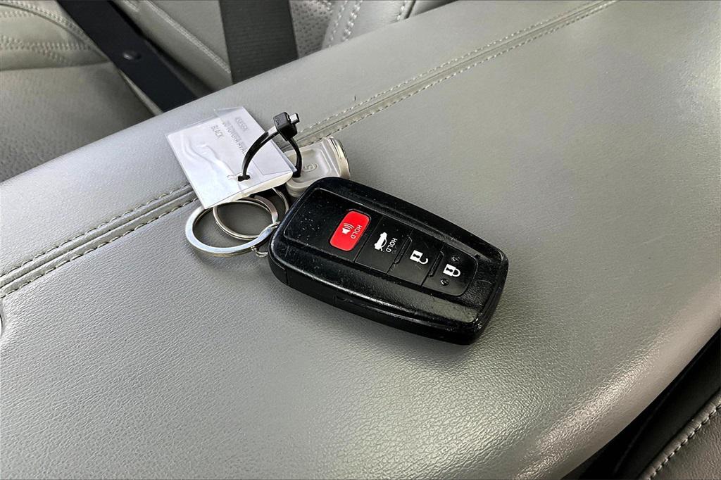 used 2020 Toyota Avalon car, priced at $21,495