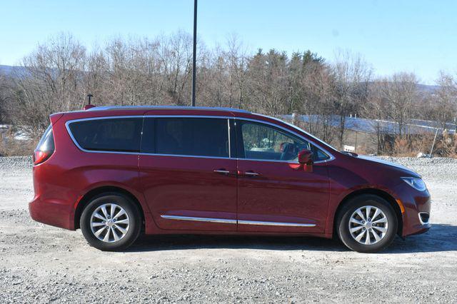 used 2018 Chrysler Pacifica car, priced at $12,995