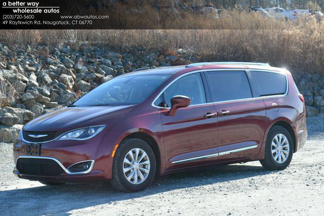 used 2018 Chrysler Pacifica car, priced at $12,995