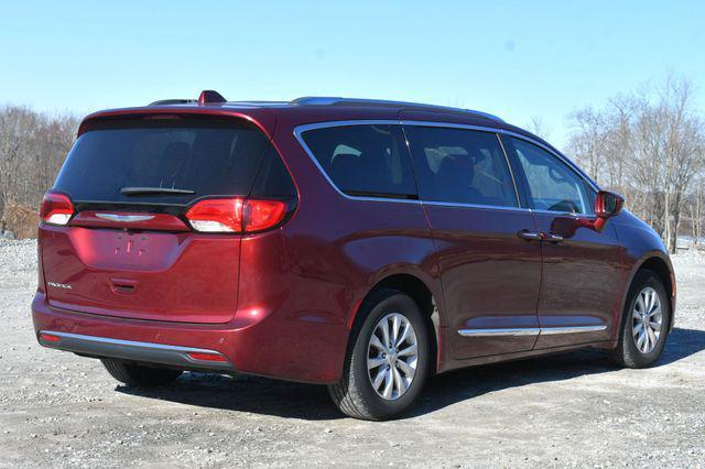 used 2018 Chrysler Pacifica car, priced at $12,995