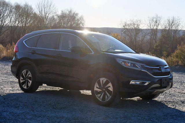 used 2015 Honda CR-V car, priced at $17,995