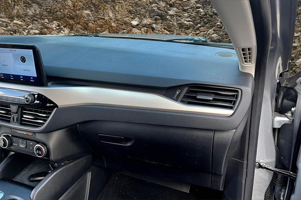 used 2022 Ford Escape car, priced at $14,995