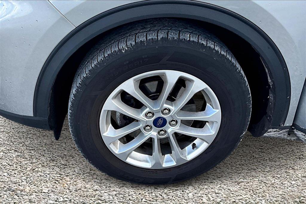 used 2022 Ford Escape car, priced at $14,995