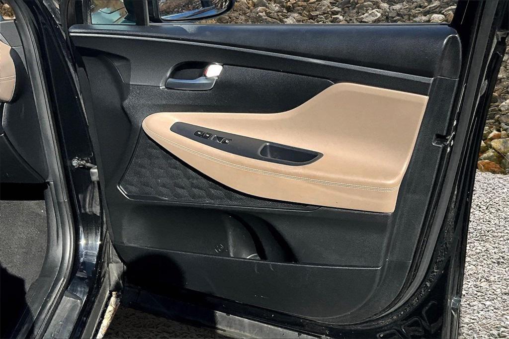 used 2023 Hyundai Santa Fe car, priced at $14,995