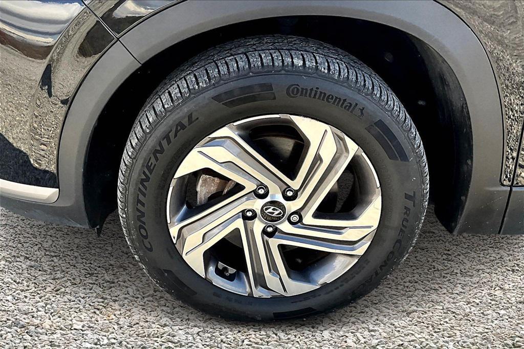 used 2023 Hyundai Santa Fe car, priced at $14,995