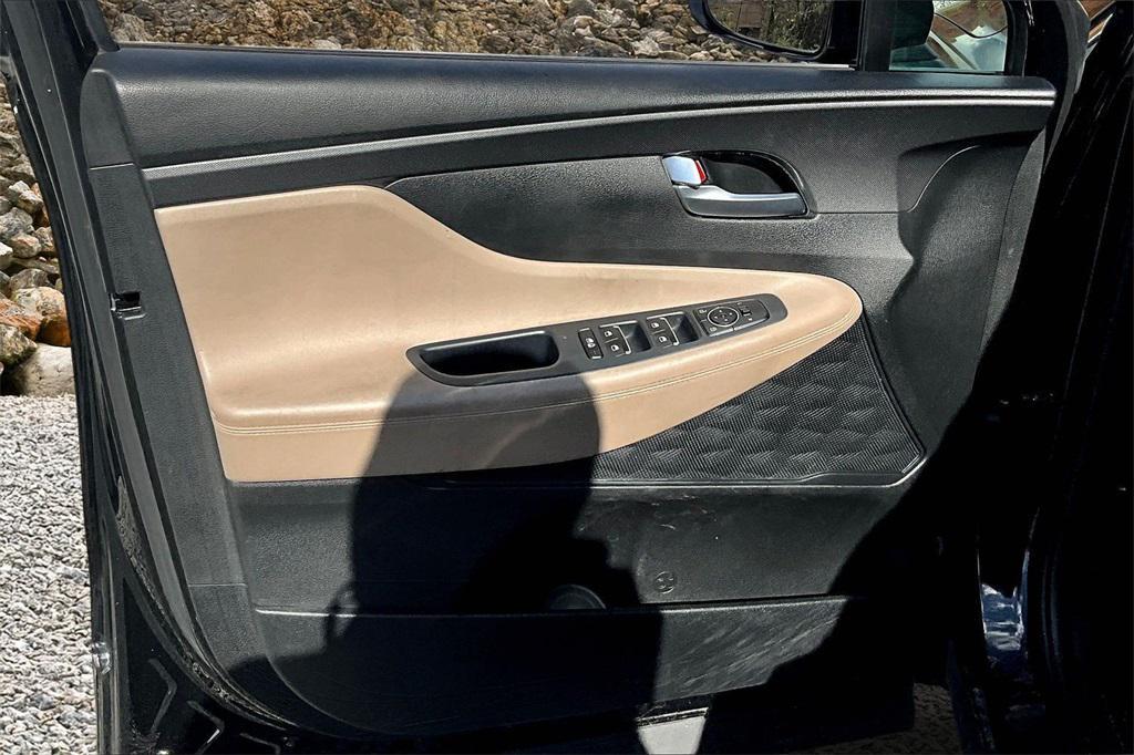 used 2023 Hyundai Santa Fe car, priced at $14,995