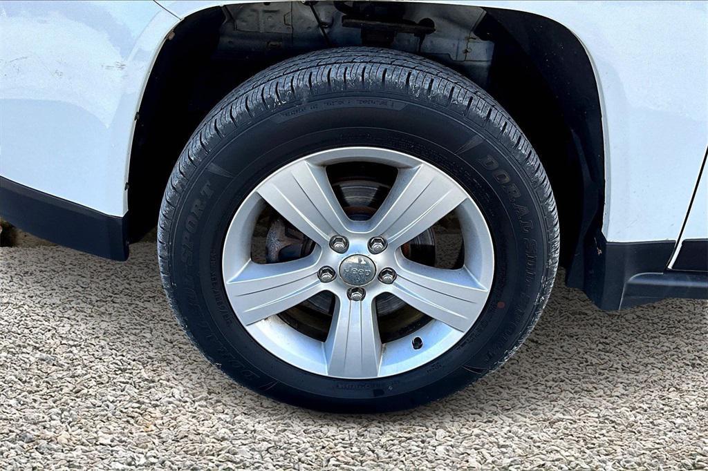 used 2015 Jeep Compass car, priced at $6,995