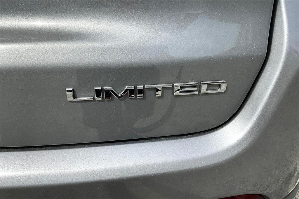 used 2020 Jeep Compass car, priced at $15,995