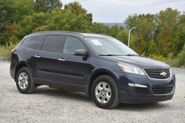 used 2017 Chevrolet Traverse car, priced at $8,995