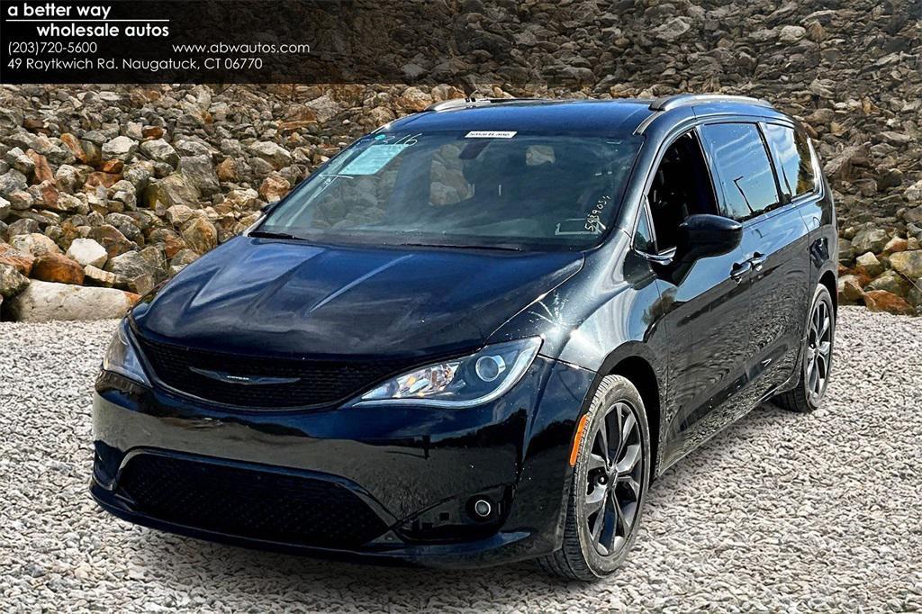 used 2018 Chrysler Pacifica car, priced at $11,995