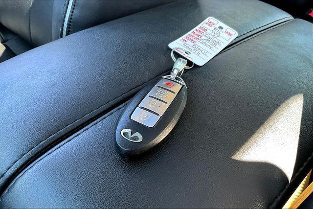 used 2007 INFINITI M45 car, priced at $9,995