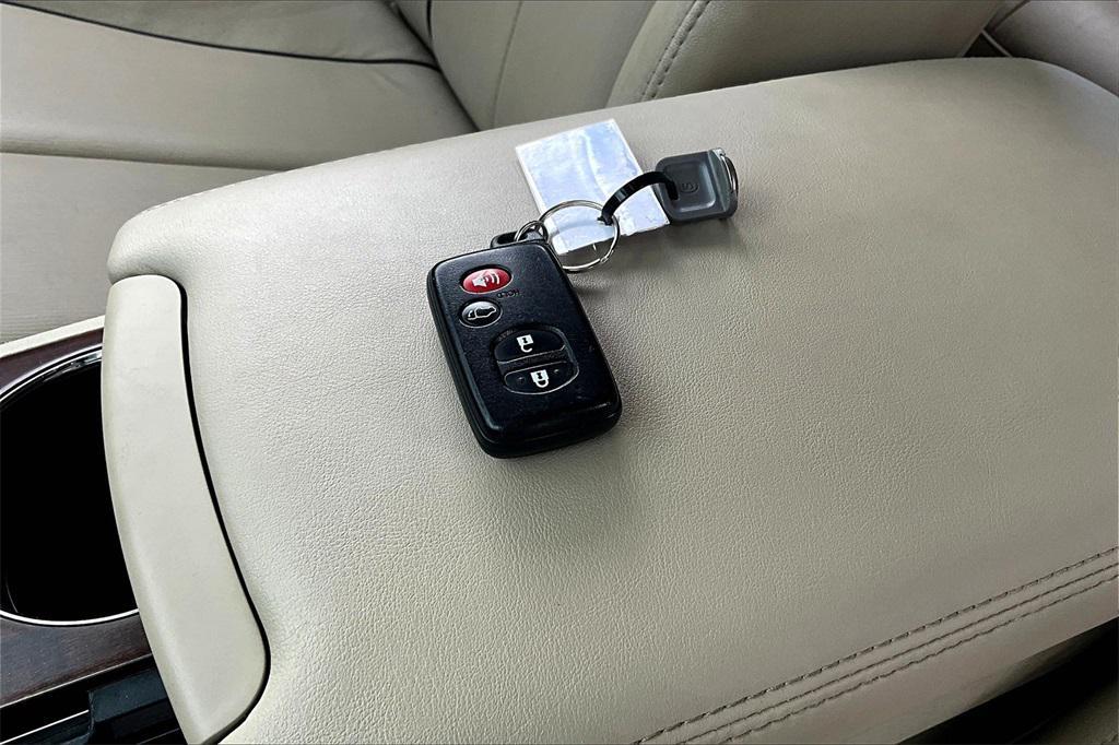 used 2010 Toyota Venza car, priced at $11,995