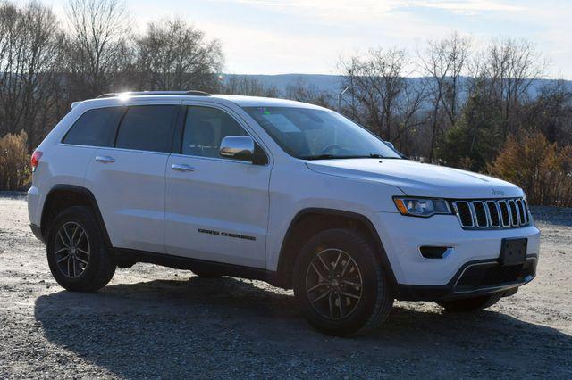 used 2017 Jeep Grand Cherokee car, priced at $15,995