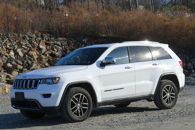 used 2017 Jeep Grand Cherokee car, priced at $15,995