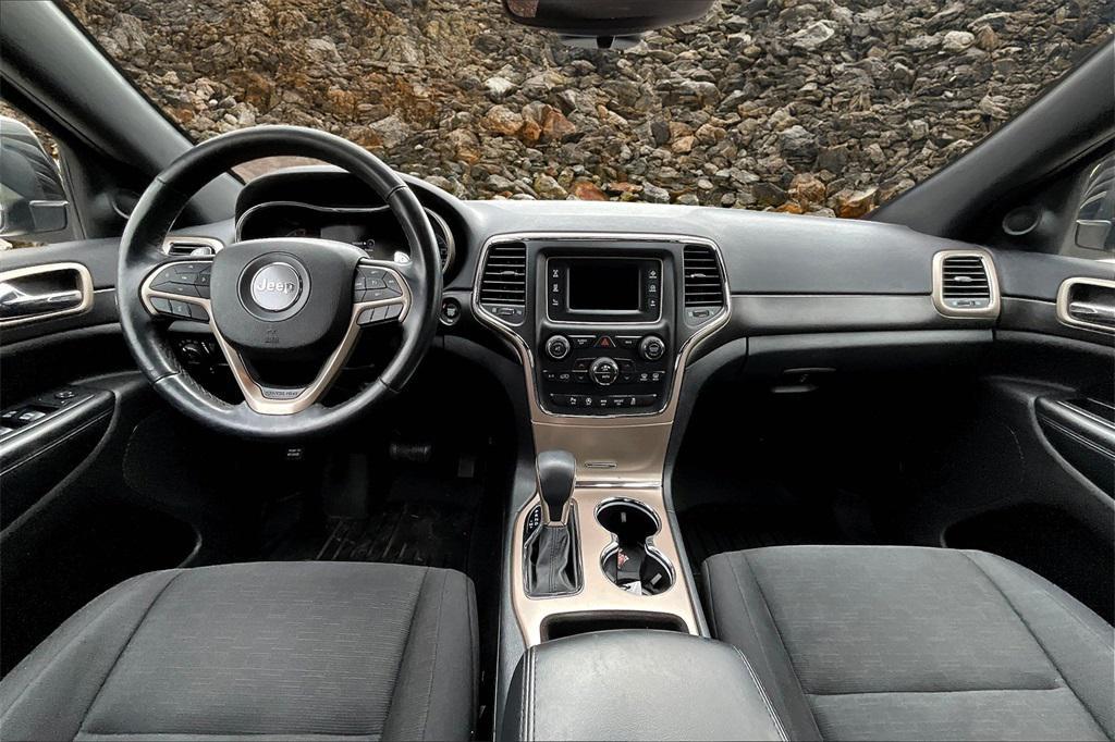 used 2017 Jeep Grand Cherokee car, priced at $17,995