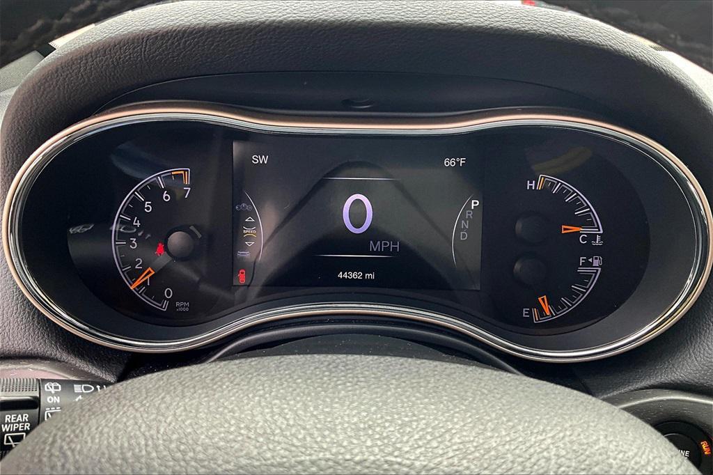 used 2017 Jeep Grand Cherokee car, priced at $17,995