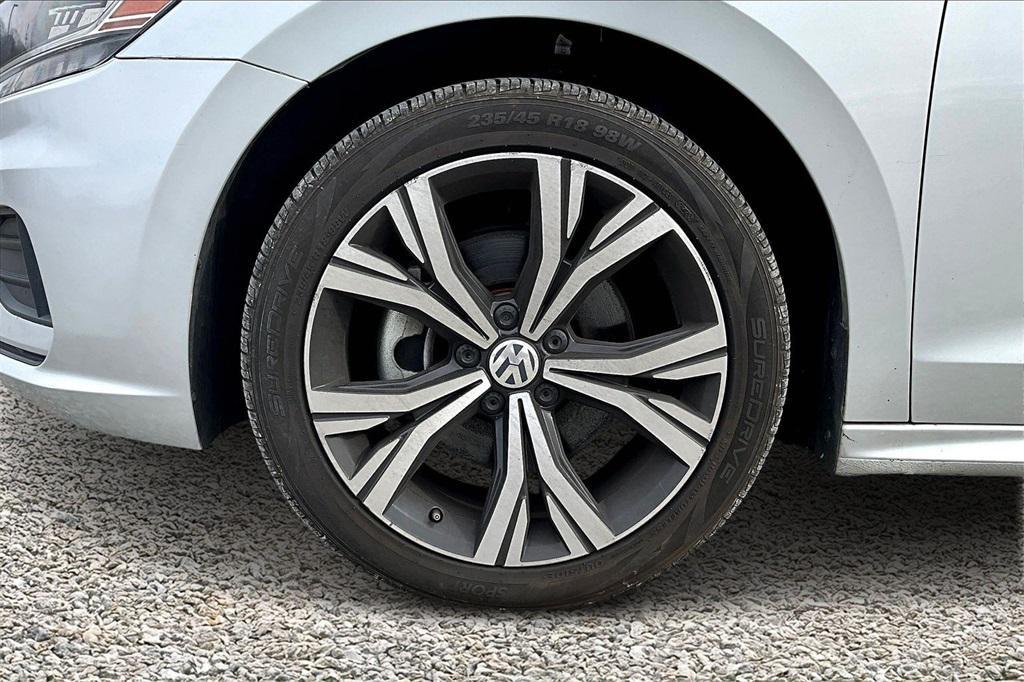 used 2021 Volkswagen Passat car, priced at $12,995